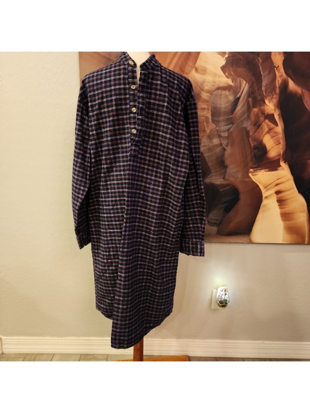 Lee Valley Ireland Sleep Shirt Men Large BluePlaid Flannel Long Sleeve Sleepwear